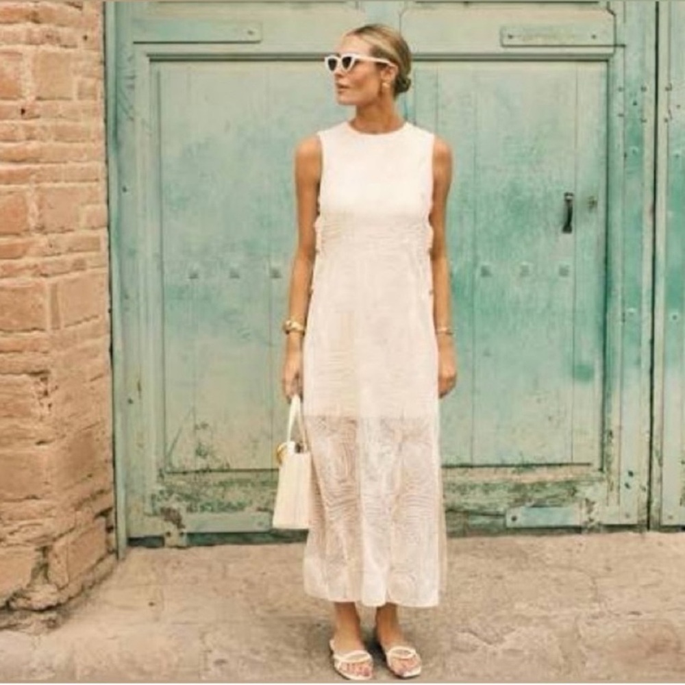 ANTONIO MELANI Cream Sleeveless Maxi Dress